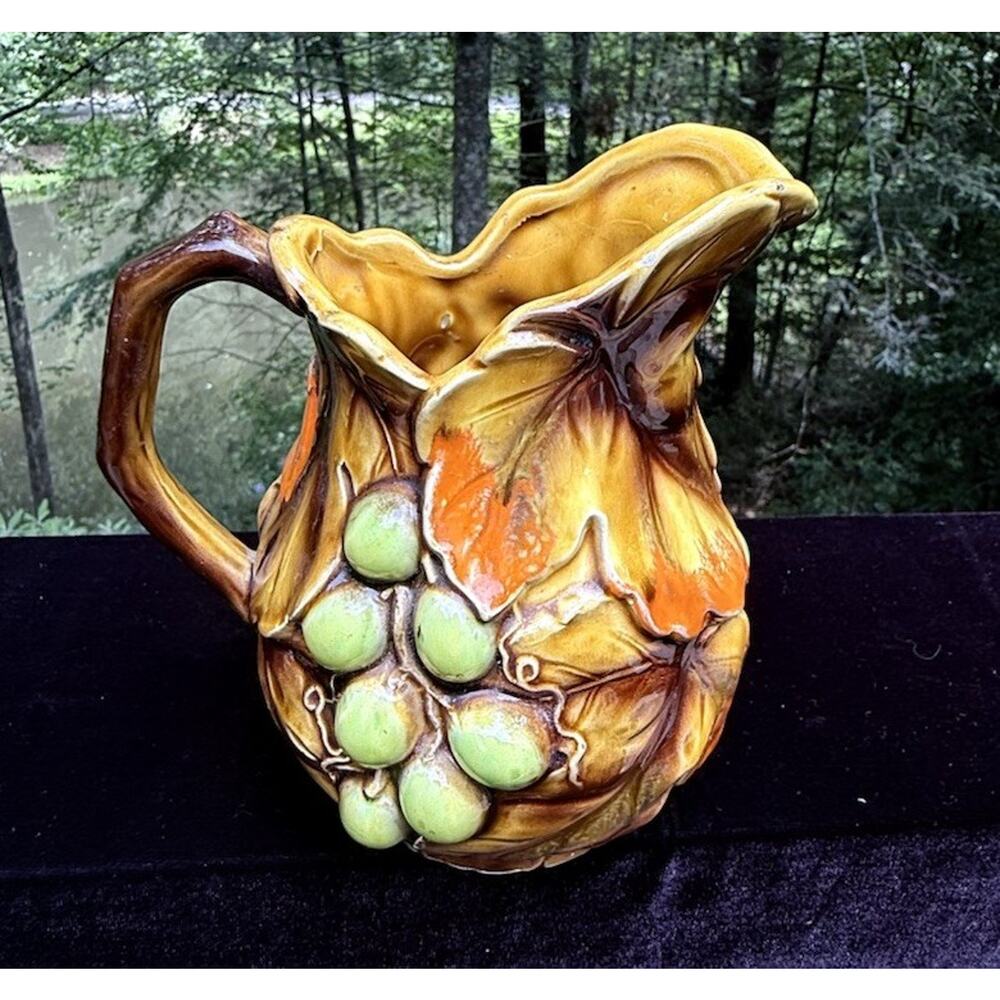 Vintage Inarco 1960s Swirling Leaves Pitcher Creamer Grapes Leaf 6.25” Mint!